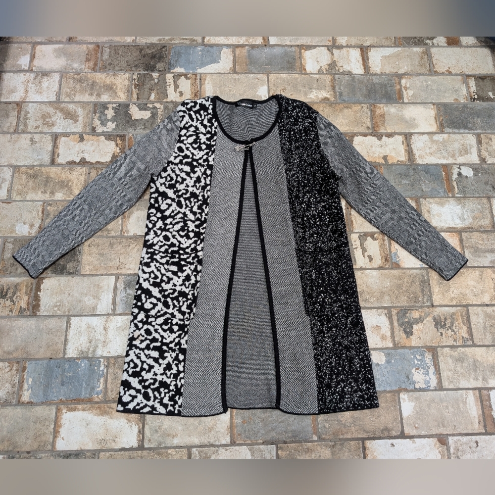 Creation Women’s Medium Black Cardigan - Long Sleeve Open Front - M - Casual